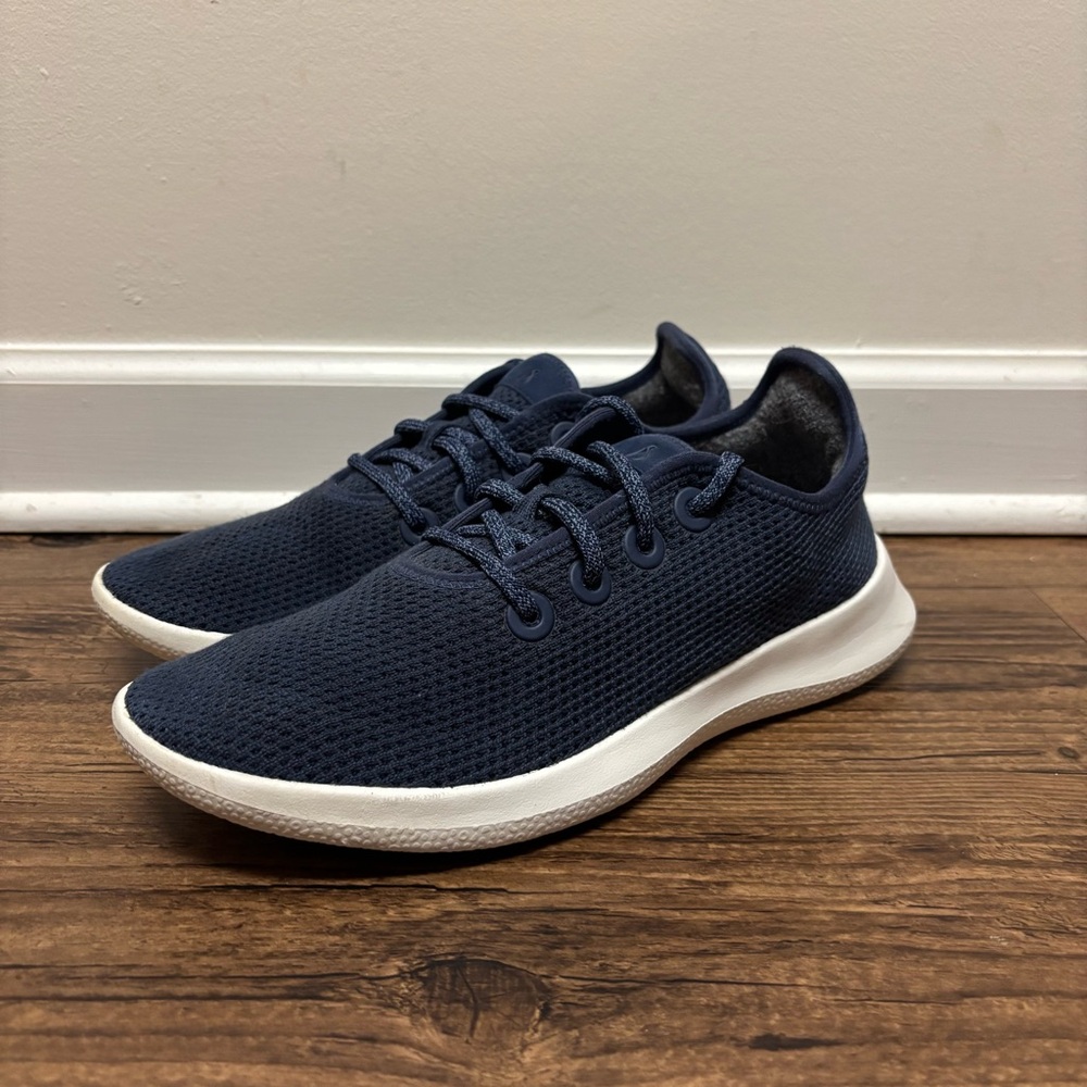 Allbirds Women’s Dark Blue Sneakers